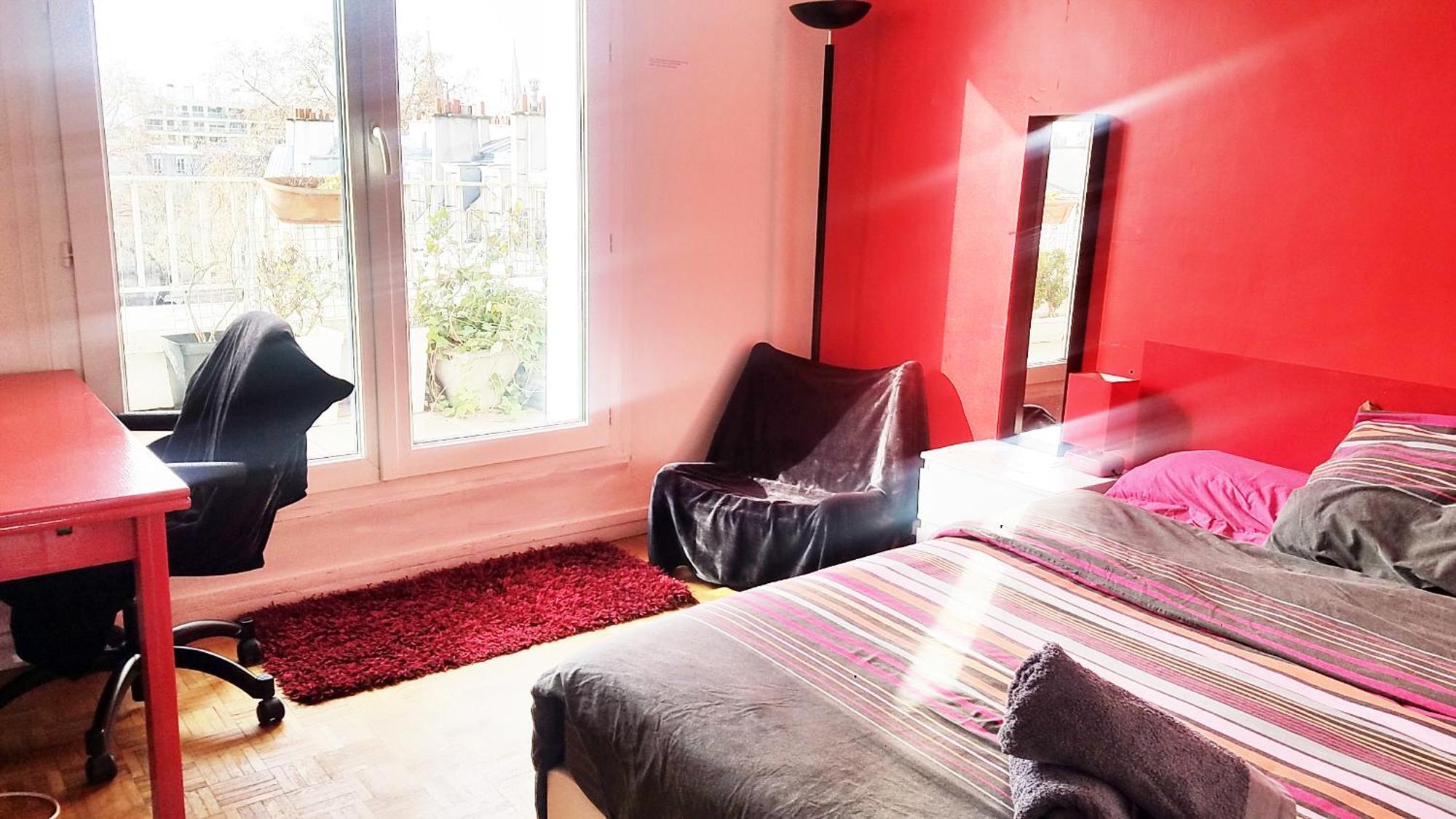 Homestay King Bedroom And Terrace In Center, Shared Bathroom